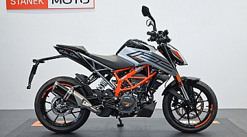 Motocykl KTM 125 Duke 2022 - SM411 - 10687